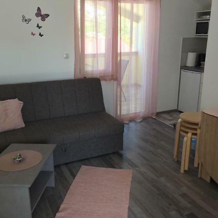 Apartmani Verica Karlobag Luaran gambar