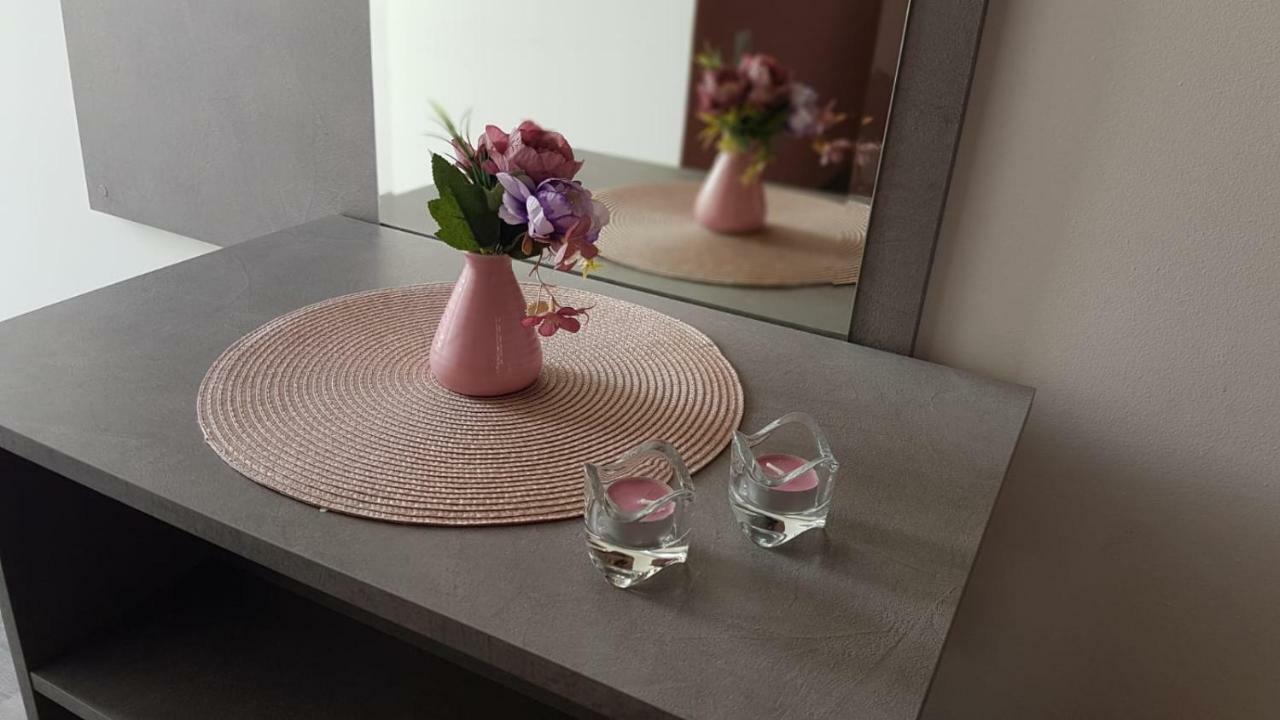 Apartmani Verica Karlobag Luaran gambar