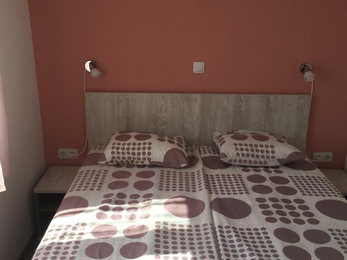 Apartmani Verica Karlobag Luaran gambar